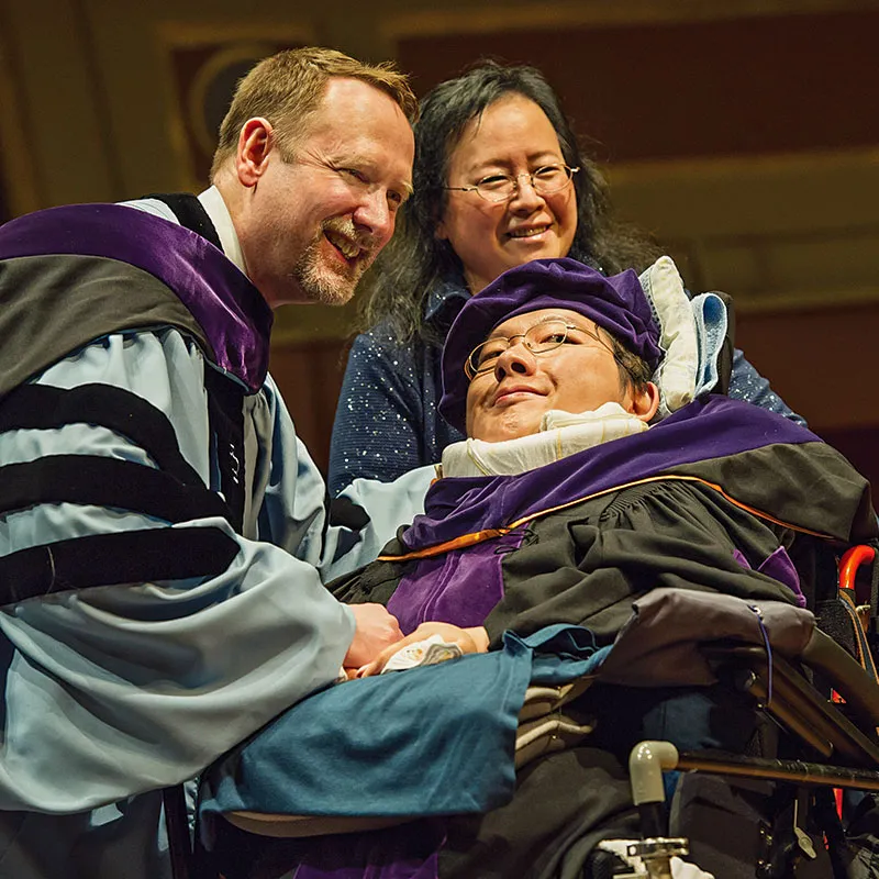 Chen Chun-han, LLM ’17, SJD ’22 posing for a photo during graduation.