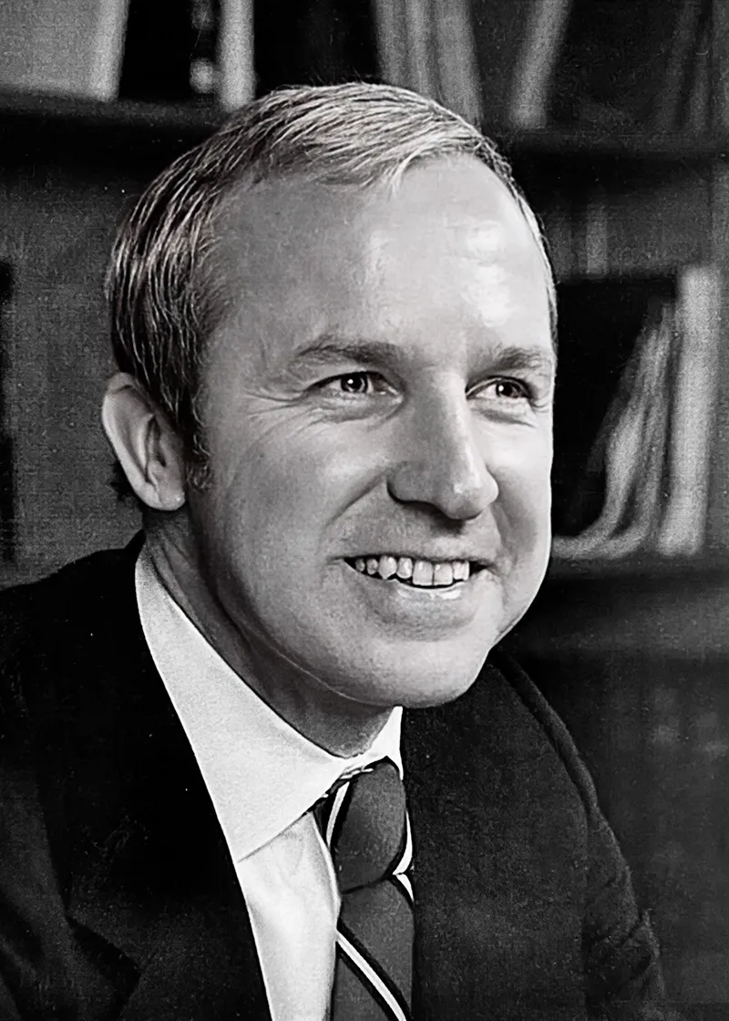 Robert L. Knauss, ’57