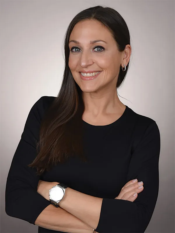 Alexis Cirel, ’03