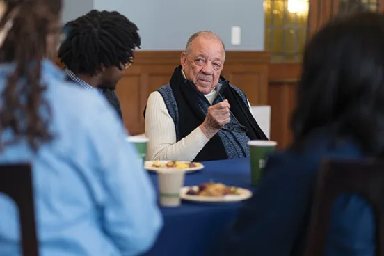  David Dennis Sr. meet with students